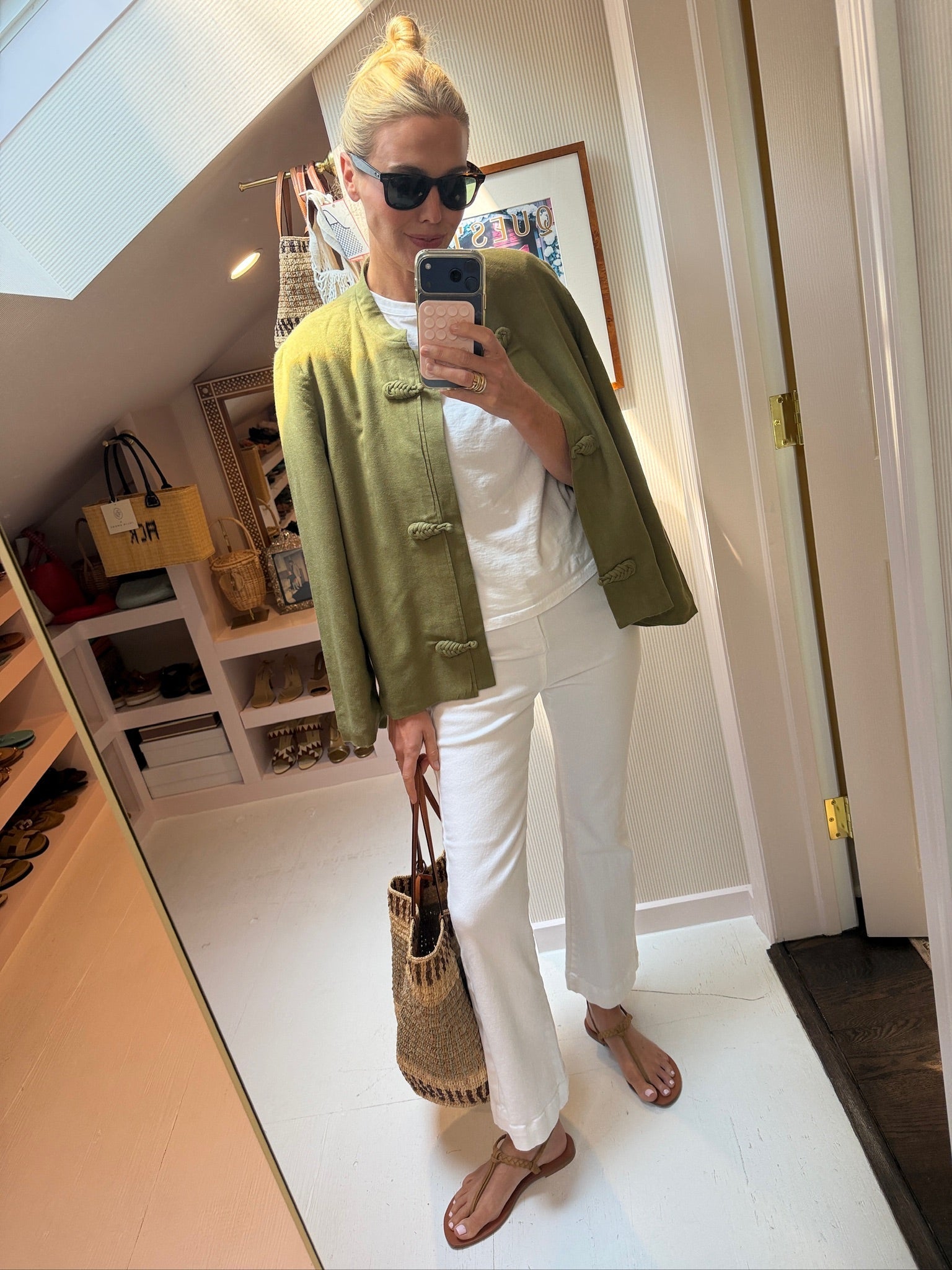 Mandarin Jacket Linen & Bell Pants & M. Gemi Sandals