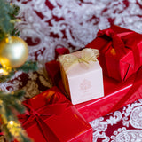 Scarlet Vine Tree Skirt