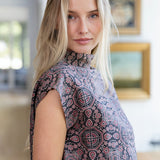 Tramell Top Dupioni - Noir Castillo Medallion