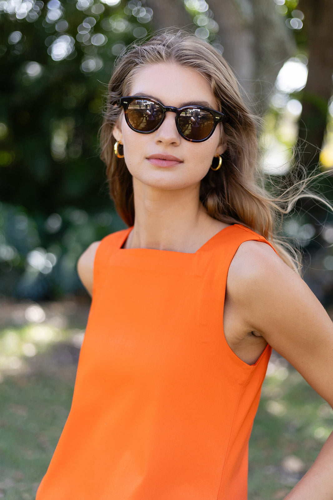 serena van der woodsen orange dress polo match Fameleon
