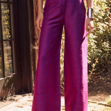 Julia Pant - Iris
