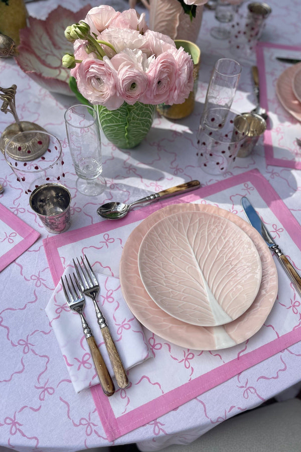 Petal Bows Placemats - Set of 4 with Dinner Napkins